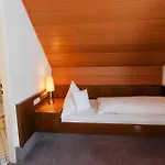 Landgasthof Zur Linde Mini-hôtel 3*