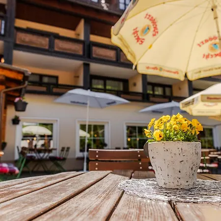 Landgasthof Zur Linde Han/Misafirhane