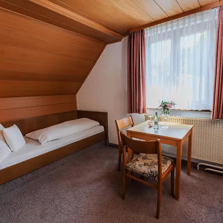Estalagem Landgasthof Zur Linde Heimbuchenthal