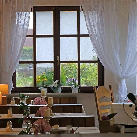 Estalagem Landgasthof Zur Linde Heimbuchenthal