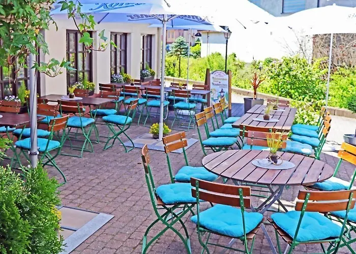 Landgasthof Zur Linde אורחן Heimbuchenthal