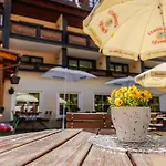Landgasthof Zur Linde Herberg