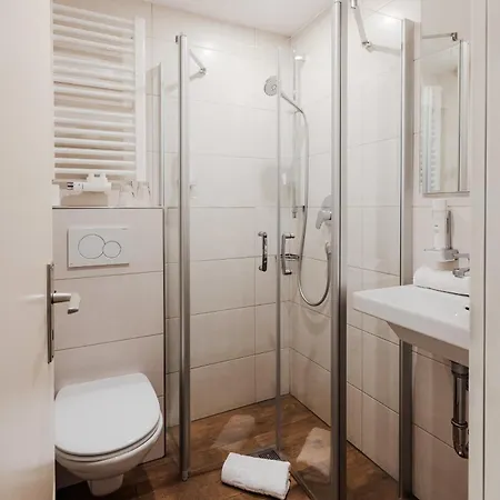 Landgasthof Zur Linde 3*