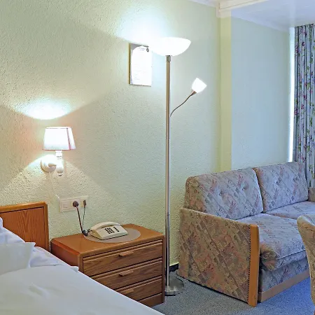 Inn Landgasthof Zur Linde